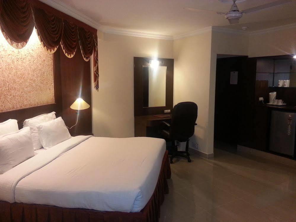Grand Continental Hotel Prayagraj Luaran gambar
